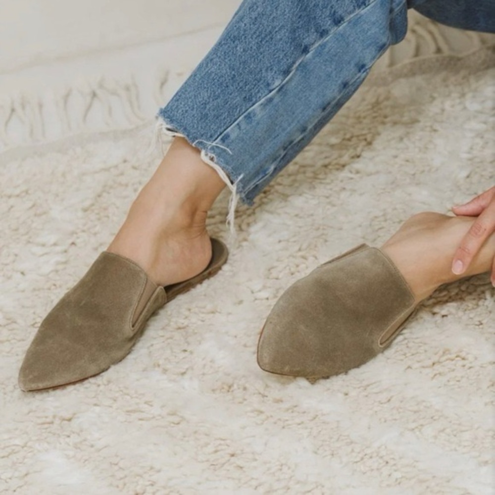 Jenni Kayne suede slides